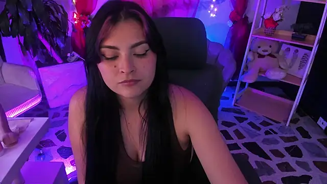 TifanyWhite_ webcam
