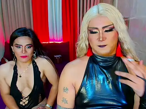 Wildest_Slave_Huntress webcam