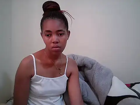 MidnightNala webcam