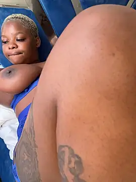 SexxyLunar webcam