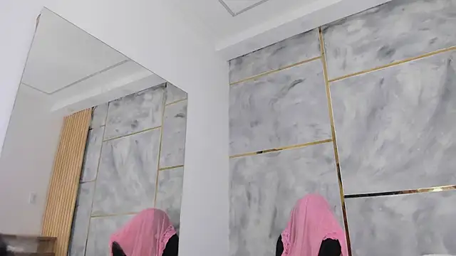 AngelineHeet webcam