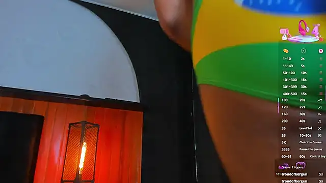 Leo_Savage_ webcam