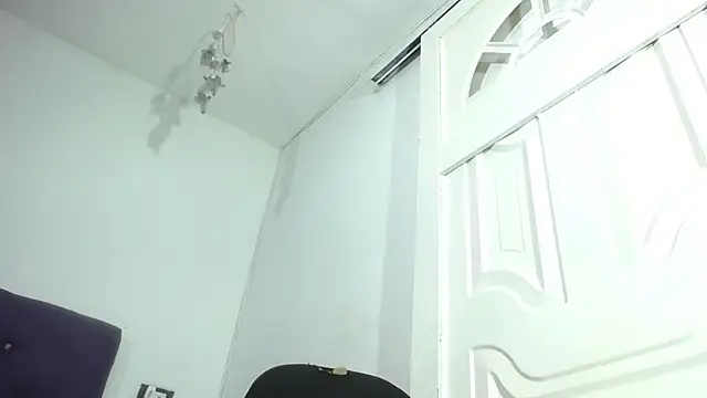 Squirter_pussybomb webcam