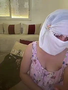 DIAMOUNDA webcam
