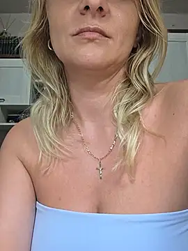 KaylinJan webcam
