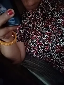 Simran_008 webcam