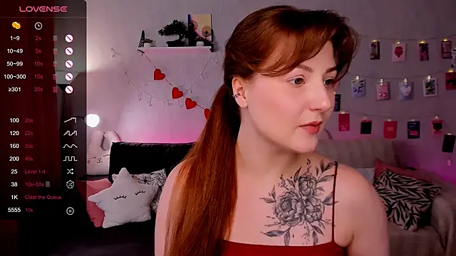 velvet_cherry_ webcam