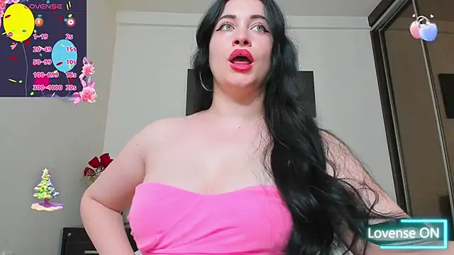 GoldenLunaa live cam on StripChat