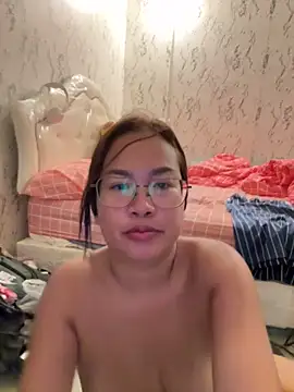 Ponthip webcam