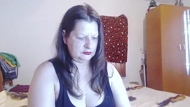 ExtasyMature webcam