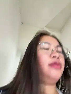 Ponthip webcam