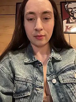 Holly_Play