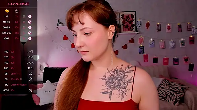 velvet_cherry_ webcam