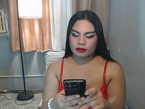 TSbrianaHugeCock webcam