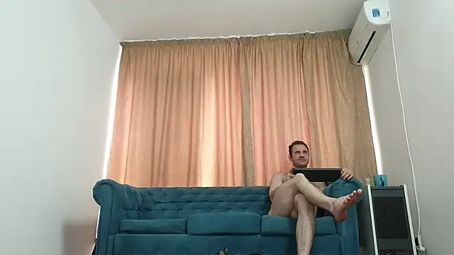 BLOND_GOD live cam on StripChat