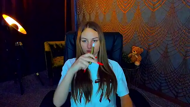 MilaAddams webcam