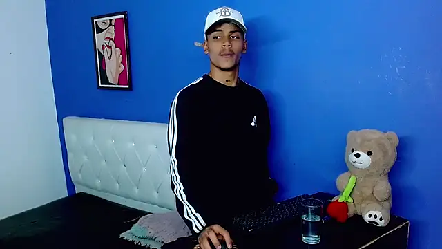 Angel_foxc13 webcam