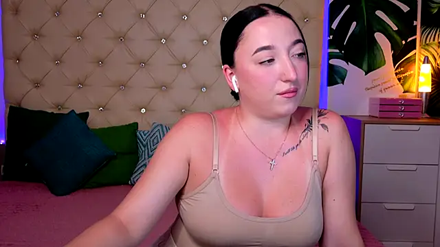 AVA_MAXIMUS webcam