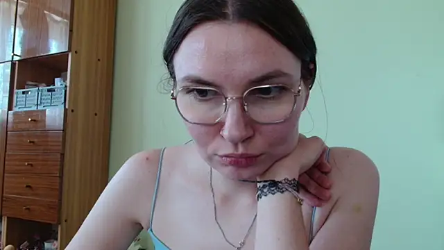 LooveELLYx live sex cam