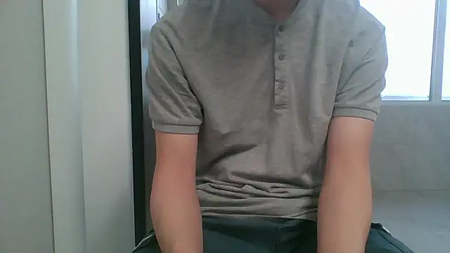 nole_china7 (Ask my age) - talk / fun / cum