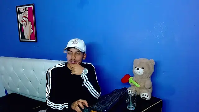 Angel_foxc13 webcam