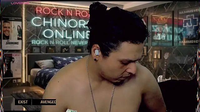 chino_roz webcam