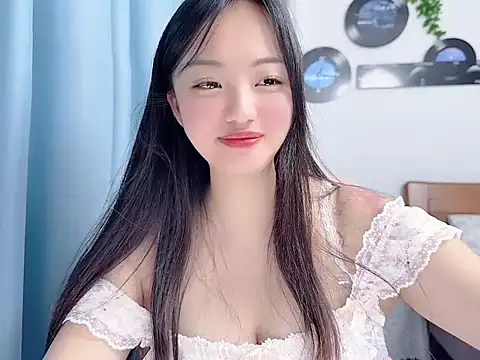 Winnie666999 webcam