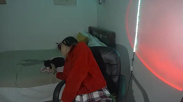 Frida_nymph webcam