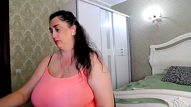 Evelyn_Shy webcam