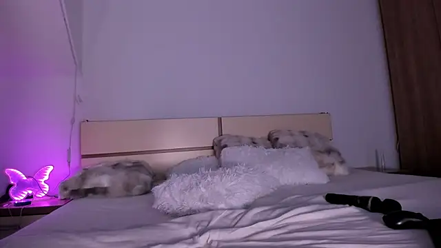 ScarlettJakobs webcam