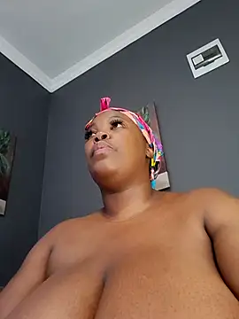 SWEETDOLLY29XX live cam