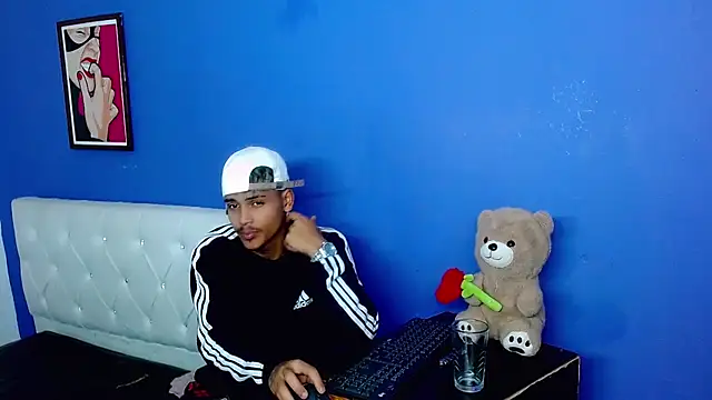 Angel_foxc13 webcam