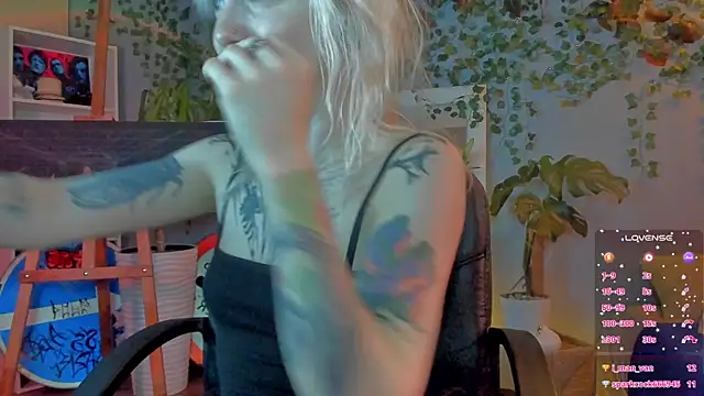 tattoo_art_baby webcam