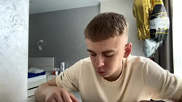 solofury (M twink) - Buy car