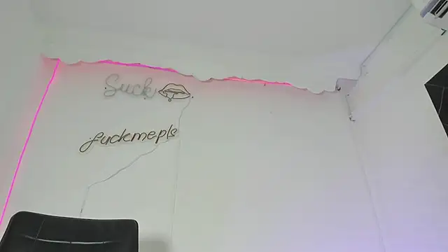 Rpoolrboy webcam