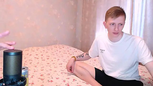 juliaanddima webcam