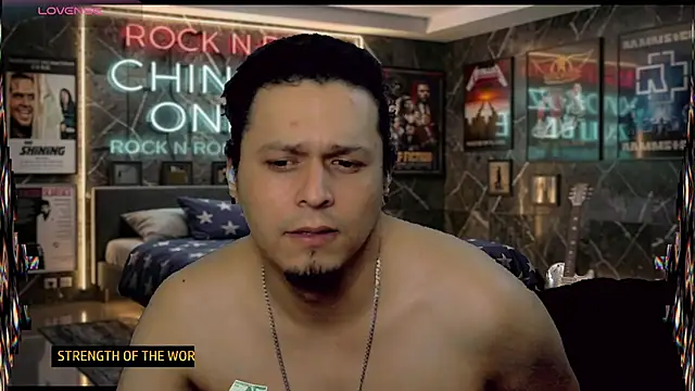 chino_roz live cam