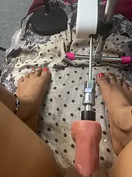 HOTTY-TINA live cam
