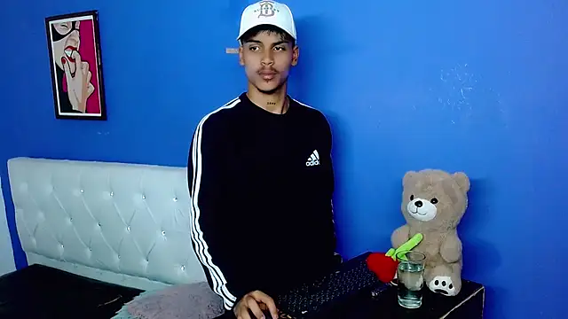 Angel_foxc13 webcam