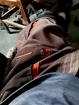 hornny_boy35 webcam