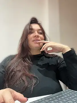 sarahreyess_11 webcam