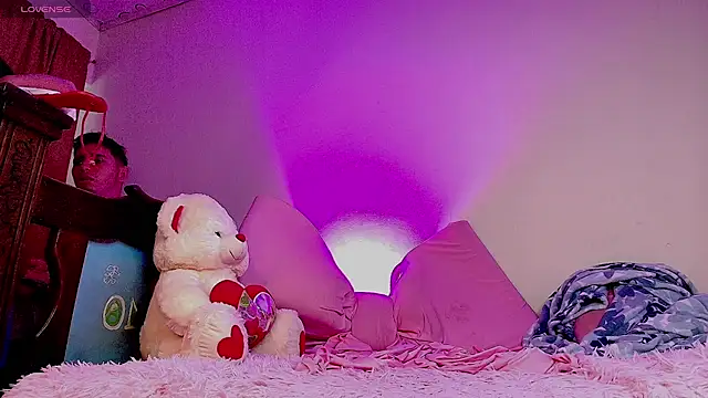 Nadine_Nassib webcam