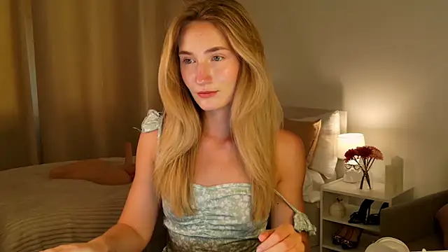 bella__rose webcam