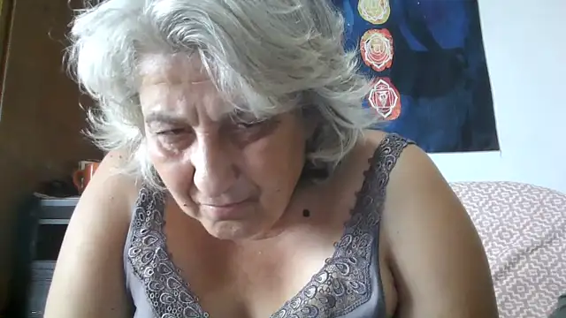 ExquisiteMature live cam