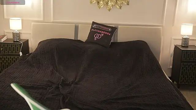 Luna_secretgirl webcam