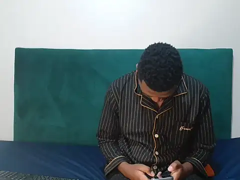 BlaccckBBC webcam