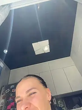 Queen_of_pain live cam