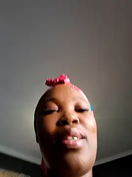 SWEETDOLLY29XX webcam