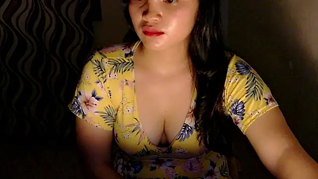 Fhwilloughbyxx webcam
