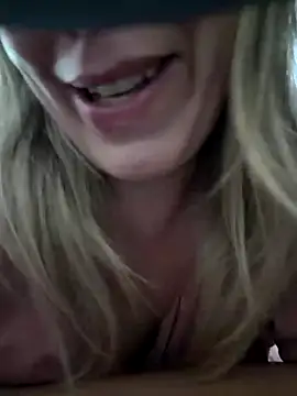 BondageGirl35